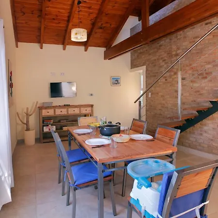 Casa Arboles De Tala Con Parque Amplio Villa Villa General Belgrano Exterior photo