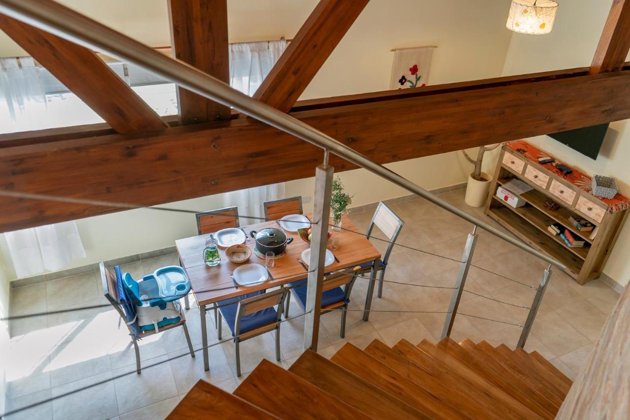 Casa Arboles De Tala Con Parque Amplio Villa General Belgrano