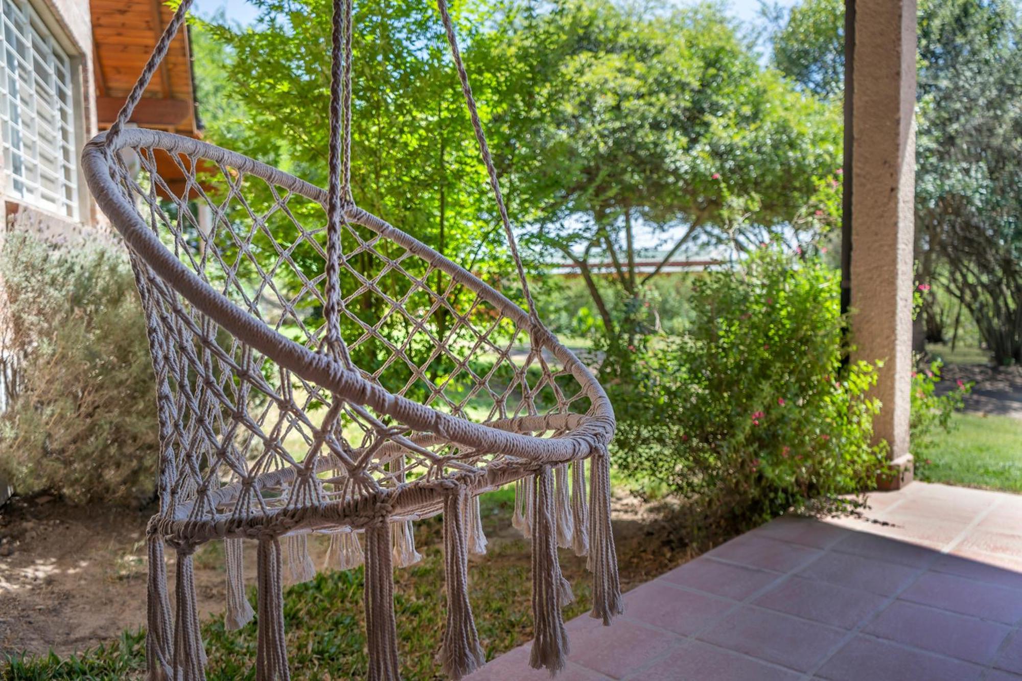 Casa Arboles De Tala Con Parque Amplio Holiday home Villa General Belgrano